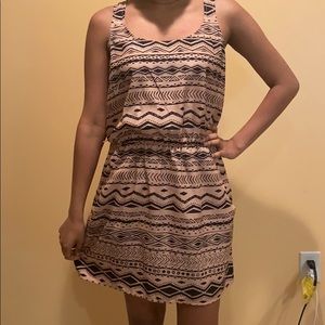 Guess Vintage Beige Pink Patterned Dress